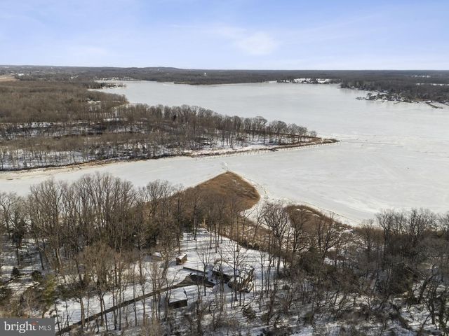 137 PLUM POINT RD, Elkton, MD 21921