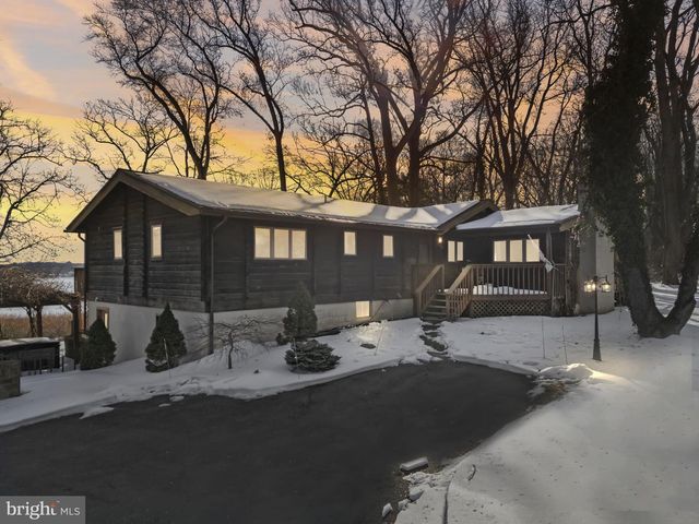 137 PLUM POINT RD, Elkton, MD 21921