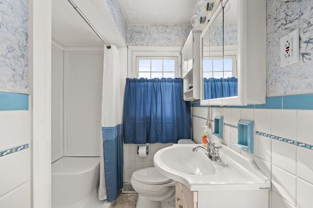 1332 Bella Vista Ave, Lexington, OH 44904