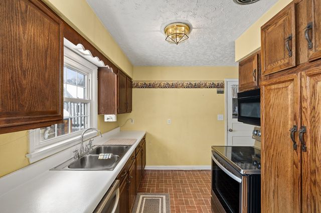 1332 Bella Vista Ave, Lexington, OH 44904