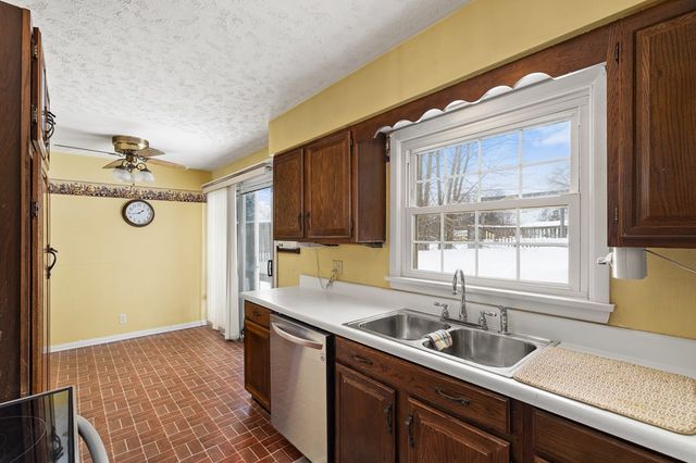 1332 Bella Vista Ave, Lexington, OH 44904