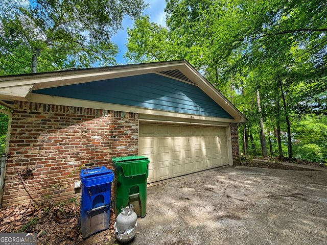 2855 Pangborn Road, Decatur, GA 30033