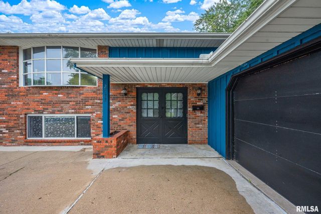 2922 W GILBERT Avenue, Peoria, IL 61604