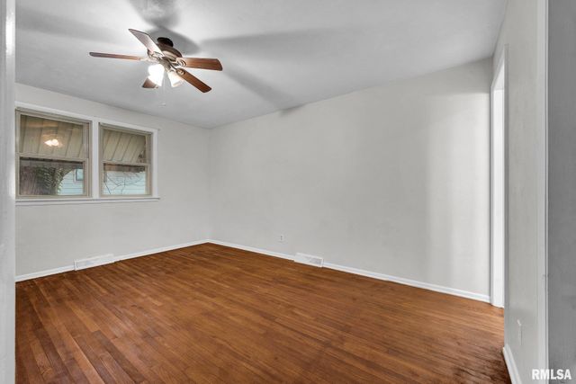 2922 W GILBERT Avenue, Peoria, IL 61604
