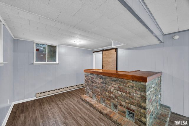 2922 W GILBERT Avenue, Peoria, IL 61604