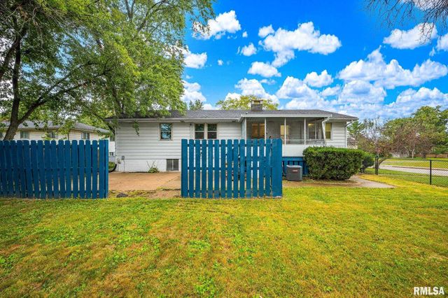 2922 W GILBERT Avenue, Peoria, IL 61604