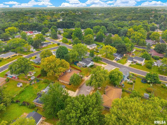 2922 W GILBERT Avenue, Peoria, IL 61604