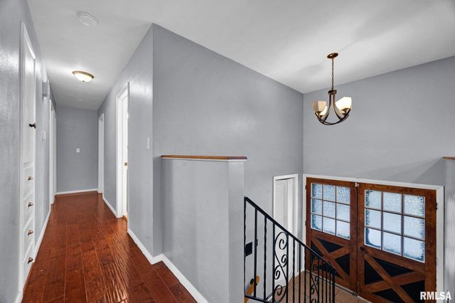 2922 W GILBERT Avenue, Peoria, IL 61604