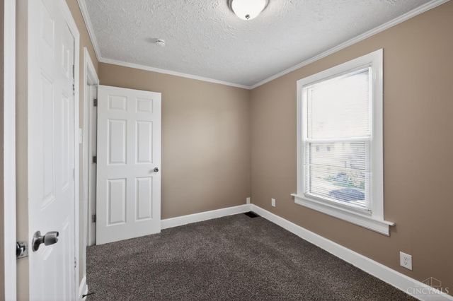 230 Millville Avenue, Hamilton, OH 45013