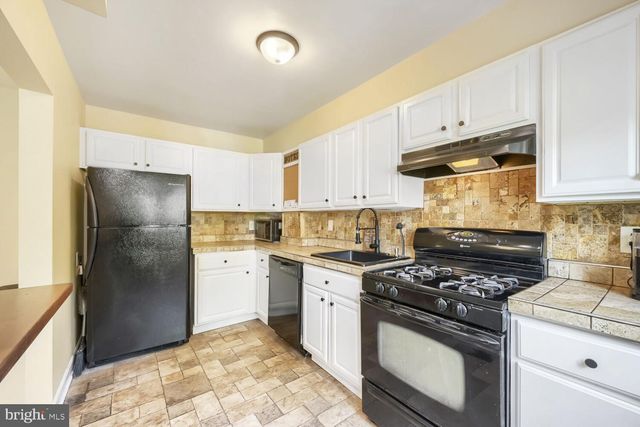 8152 GLEN GARY RD, Towson, MD 21286