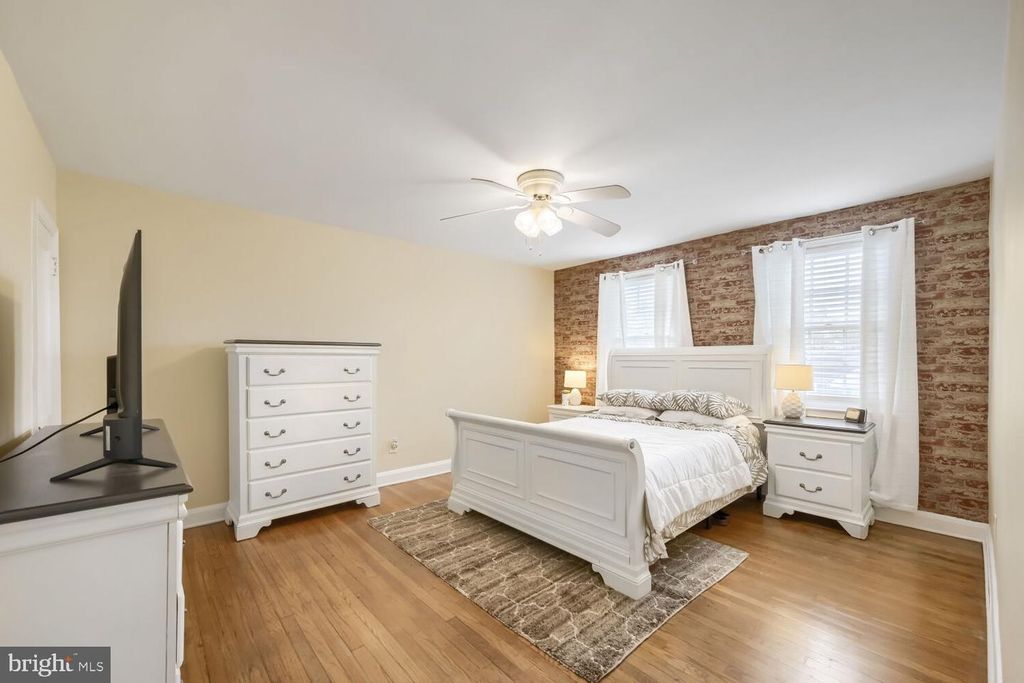 Image 13 of property listing at 8152 GLEN GARY RD, Towson, MD 21286