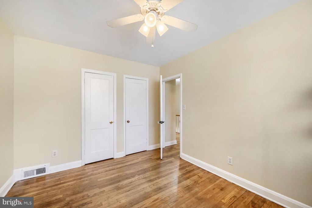 Image 17 of property listing at 8152 GLEN GARY RD, Towson, MD 21286