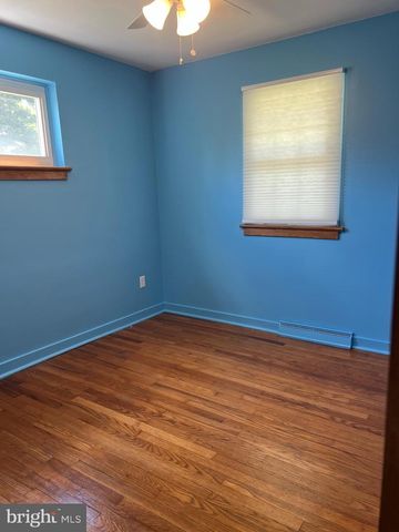 301 BERRYHILL RD, Harrisburg, PA 17109