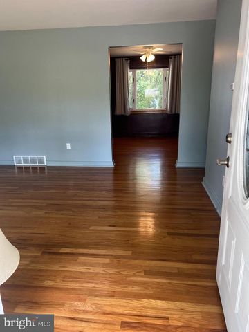 301 BERRYHILL RD, Harrisburg, PA 17109
