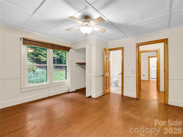 989 Fox Mountain Road, Columbus, NC 28722