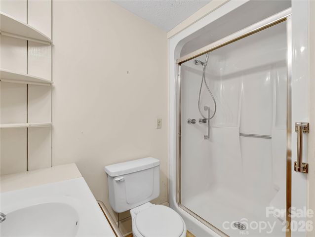 989 Fox Mountain Road, Columbus, NC 28722