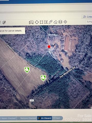 989 Fox Mountain Road, Columbus, NC 28722