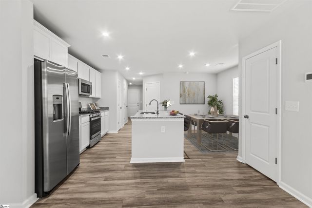 1277 Forestbrook Lane, Spartanburg, SC 29303