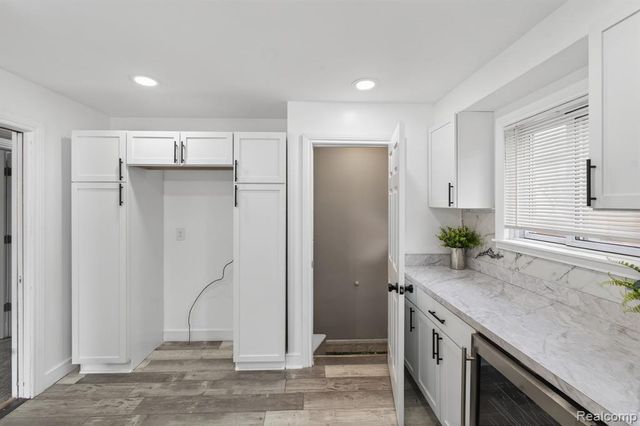 20701 Meier Road, Saint Clair Shores, MI 48081