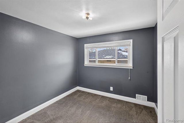 20701 Meier Road, Saint Clair Shores, MI 48081