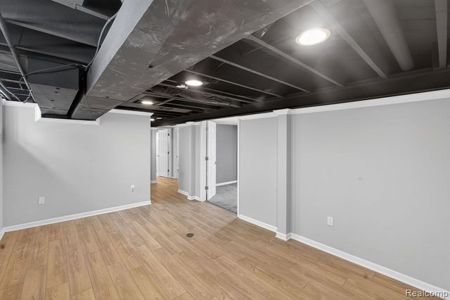 20701 Meier Road, Saint Clair Shores, MI 48081