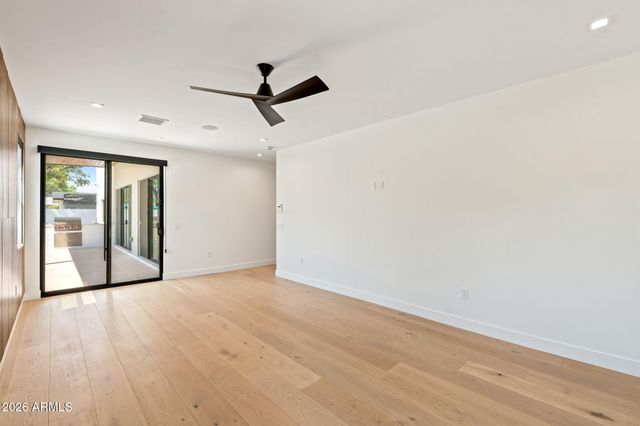 3446 N 47TH Street, Phoenix, AZ 85018