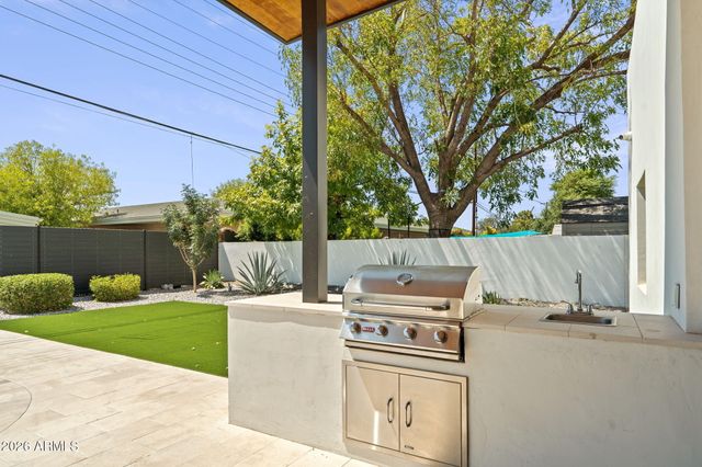 3446 N 47TH Street, Phoenix, AZ 85018