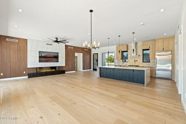 3446 N 47TH Street, Phoenix, AZ 85018