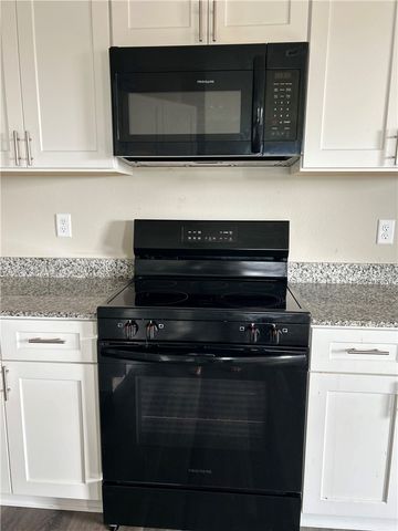 2533 E Foxbury Street, Siloam Springs, AR 72761