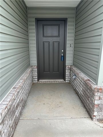 2533 E Foxbury Street, Siloam Springs, AR 72761