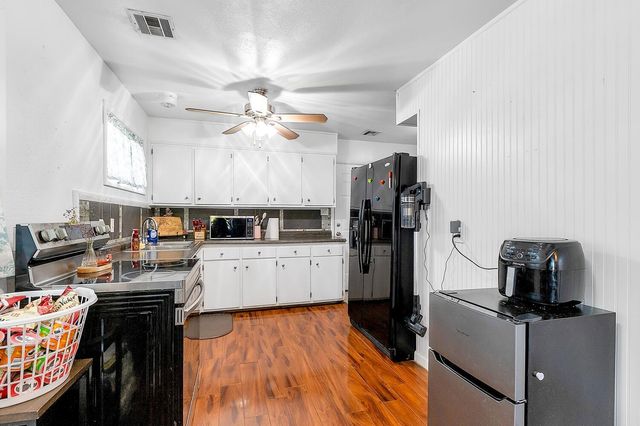 760 S Baltimore Ave, Derby, KS 67037