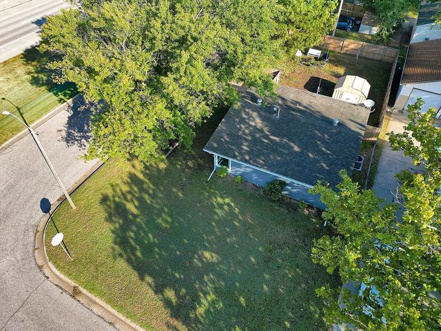 760 S Baltimore Ave, Derby, KS 67037