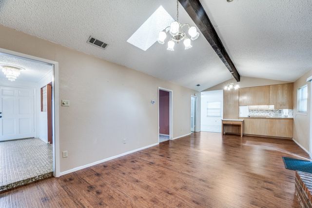 6221 Onyx Drive N, North Richland Hills, TX 76180