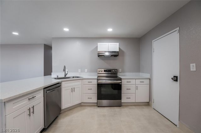 5279 Vicksburg Avenue, Las Vegas, NV 89122