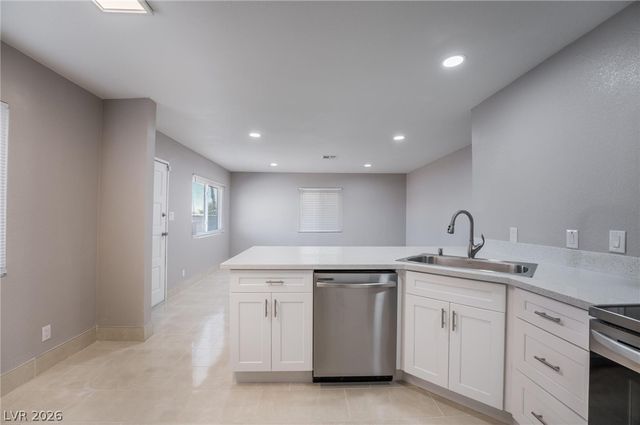 5279 Vicksburg Avenue, Las Vegas, NV 89122
