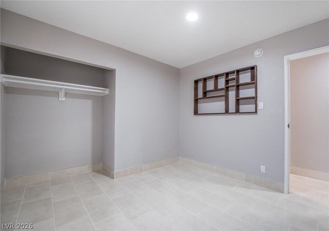 5279 Vicksburg Avenue, Las Vegas, NV 89122
