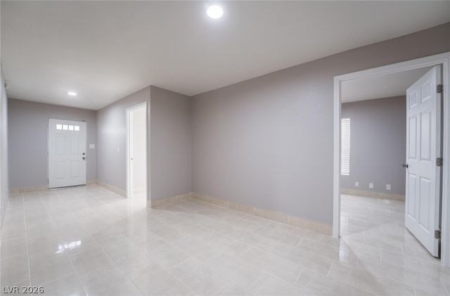 5279 Vicksburg Avenue, Las Vegas, NV 89122