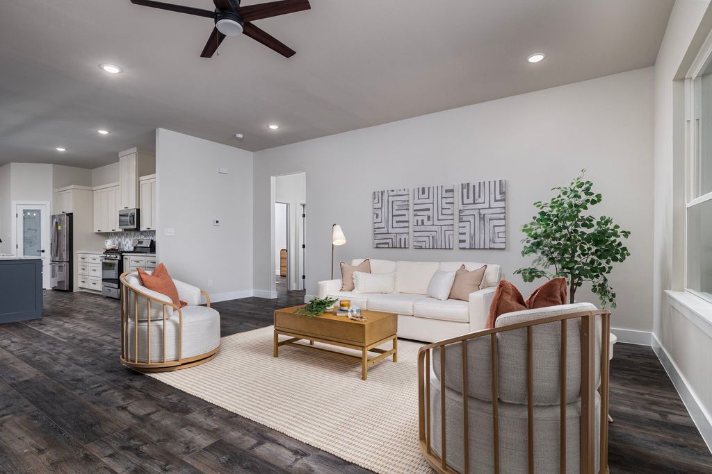 621 Oaklawn Drive, River Oaks, TX 76114