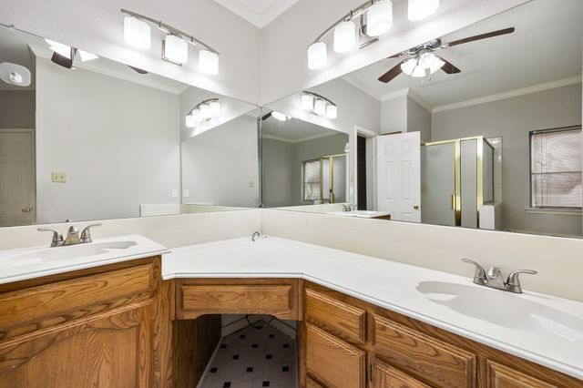 9209 Chimneywood Drive, Rowlett, TX 75089