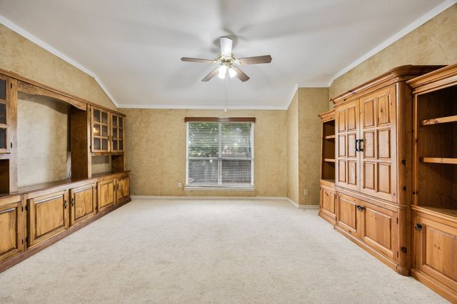 9209 Chimneywood Drive, Rowlett, TX 75089