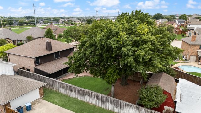 9209 Chimneywood Drive, Rowlett, TX 75089