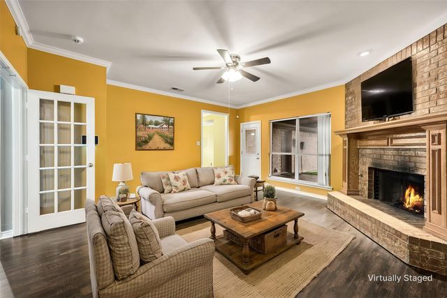 9209 Chimneywood Drive, Rowlett, TX 75089