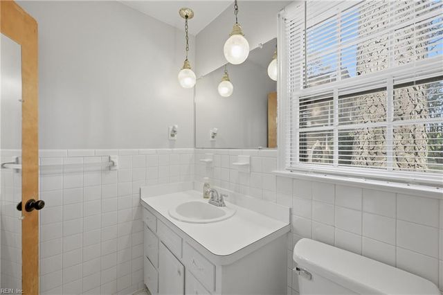 5207 Riverwood RD, Norfolk, VA 23502