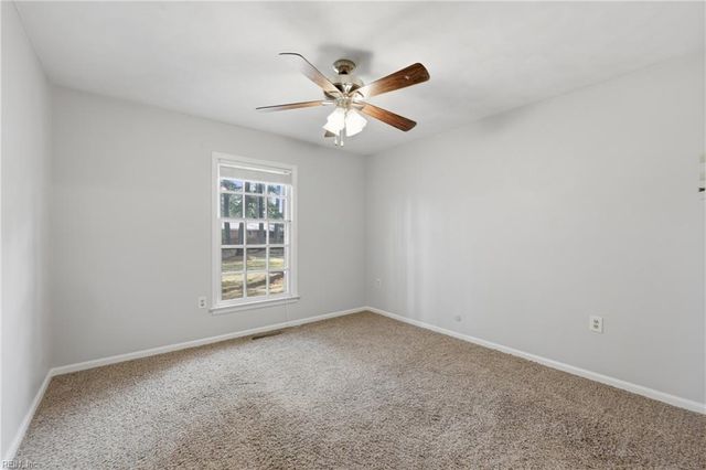 5207 Riverwood RD, Norfolk, VA 23502