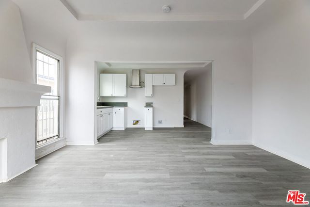 136 W 82nd Street, Los Angeles, CA 90003