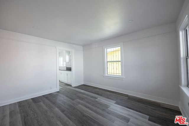 136 W 82nd Street, Los Angeles, CA 90003