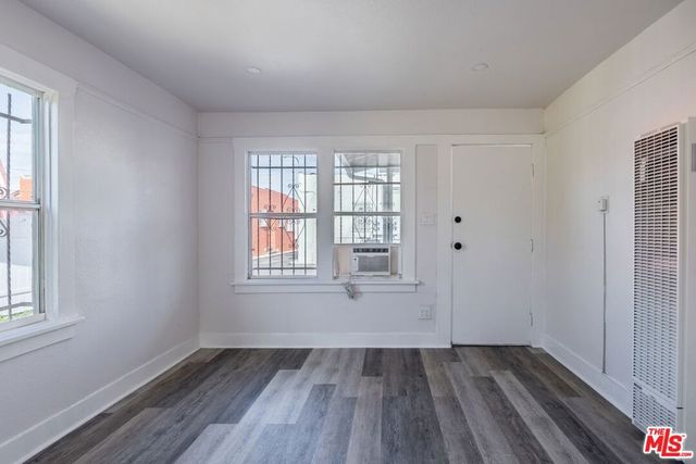 136 W 82nd Street, Los Angeles, CA 90003