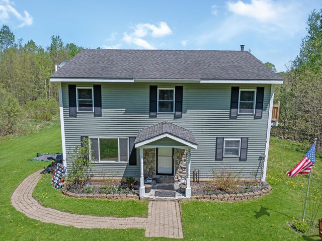 252 Moose Mountain Drive, Stewartstown, NH 03576