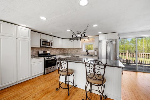 252 Moose Mountain Drive, Stewartstown, NH 03576
