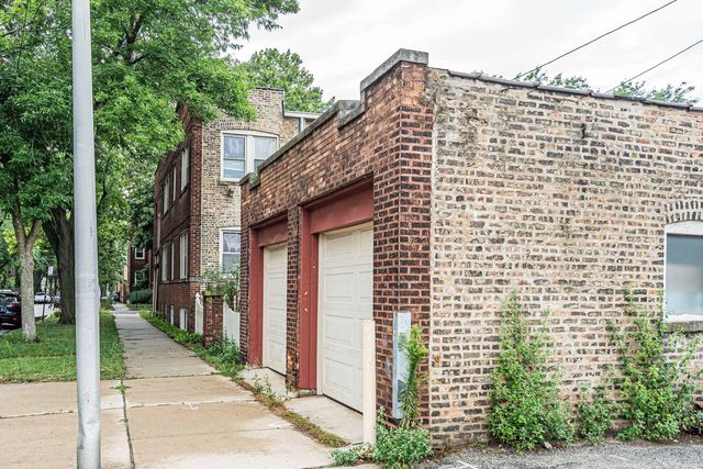 2424 W Hollywood Avenue 3, Chicago, IL 60659